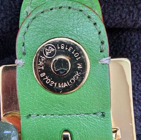 Lime Green Purse - read listing - Picture 6 of 16